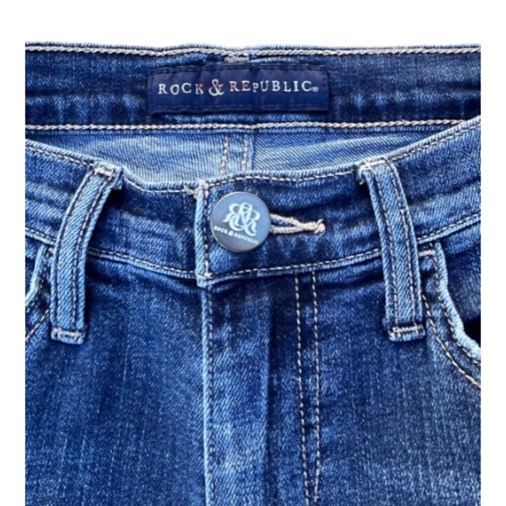 Rock & Republic EUC Skinny Jean Women's Blue Distressed  Embroidered Size 6 - Picture 8 of 16